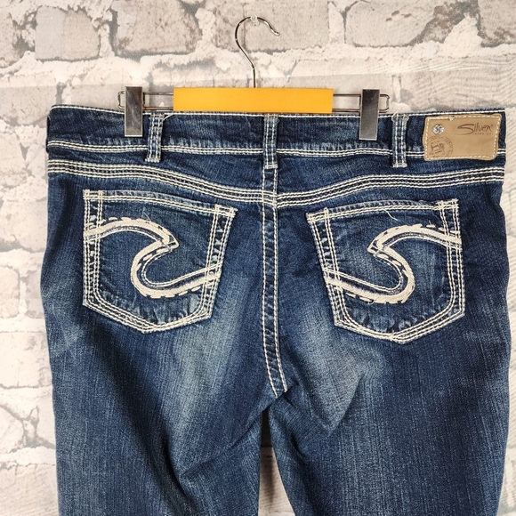 Silver Jeans Suki Mid Rise Slim Bootcut Dark Wash Size 36W/33L Rodeo Festival - Picture 9 of 16